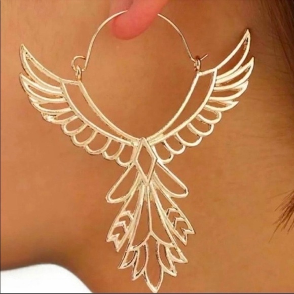 THUNDERBIRD FREE BIRD EARRINGS IN GOLD - Picture 2 of 5